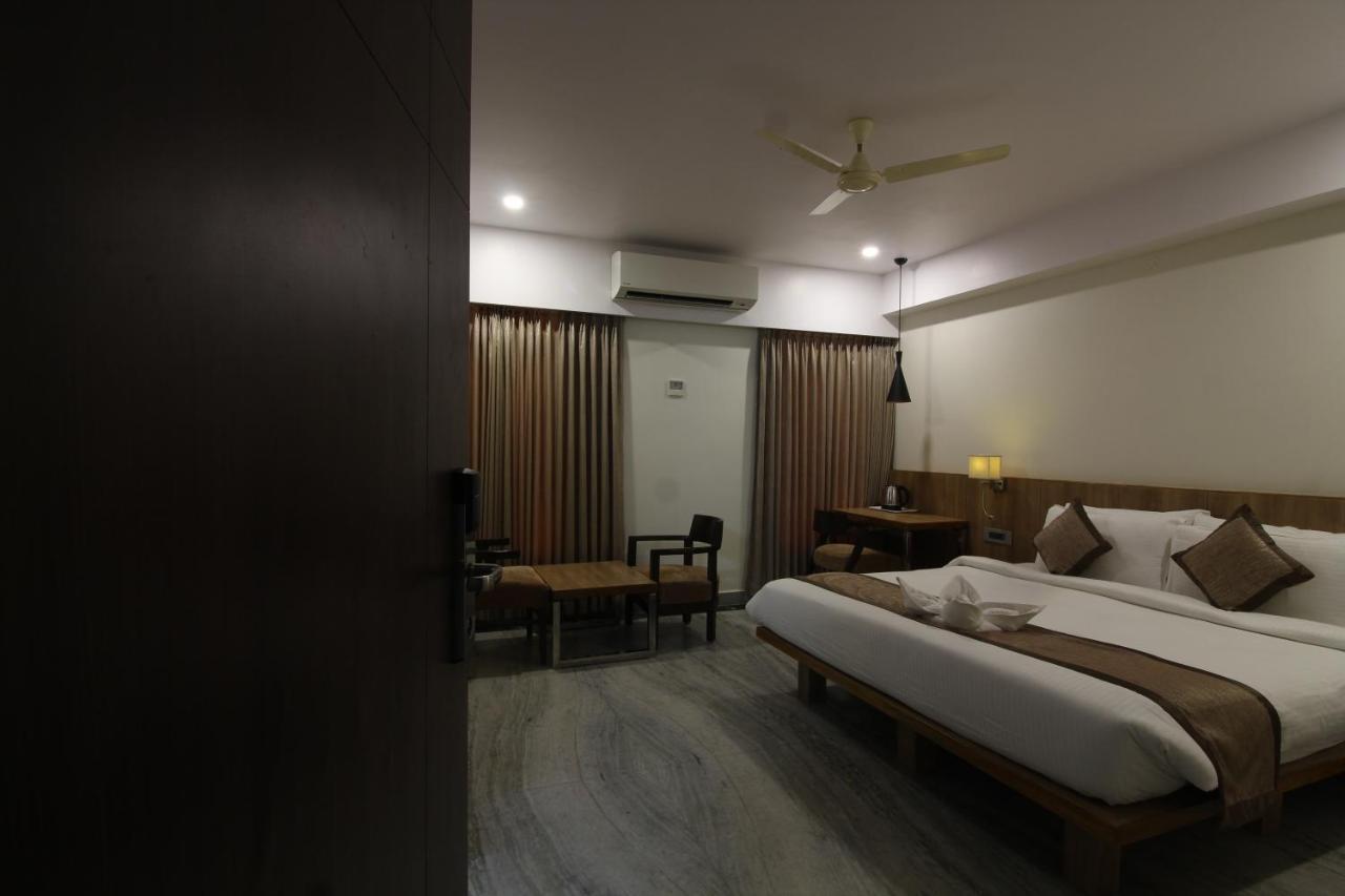 Treebo Seaesta Rk Beach Visákhapatnam Kültér fotó
